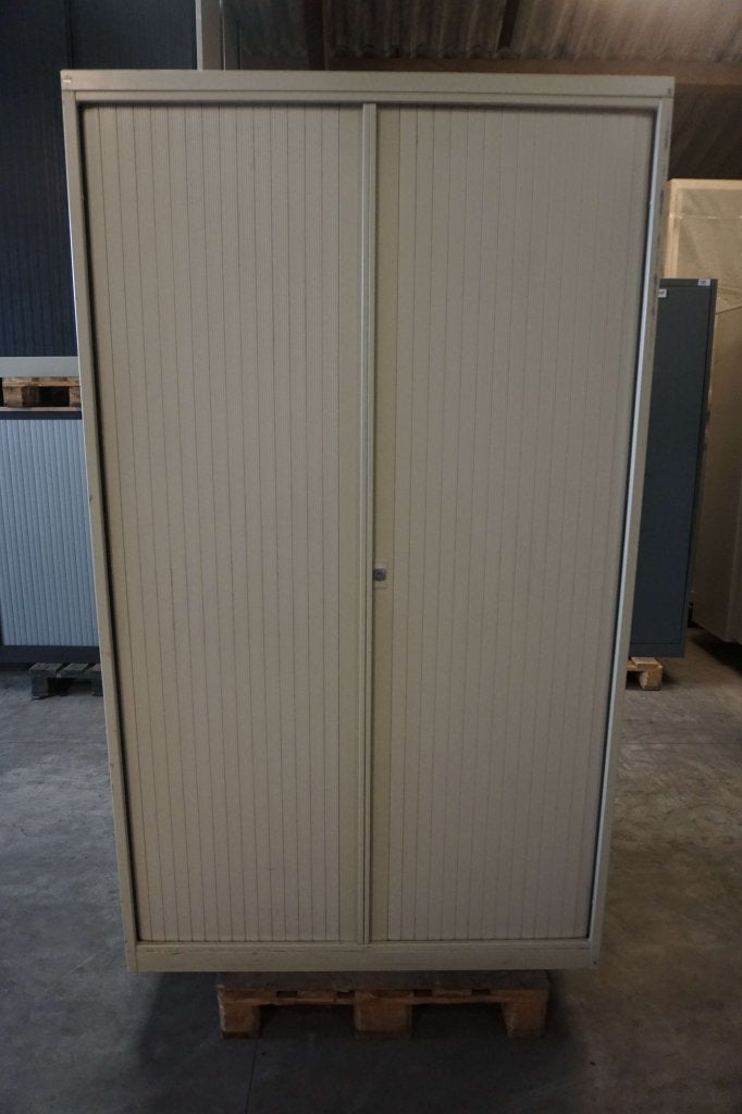 Diepe archiefkast zadelkast roldeurkast opbergkast