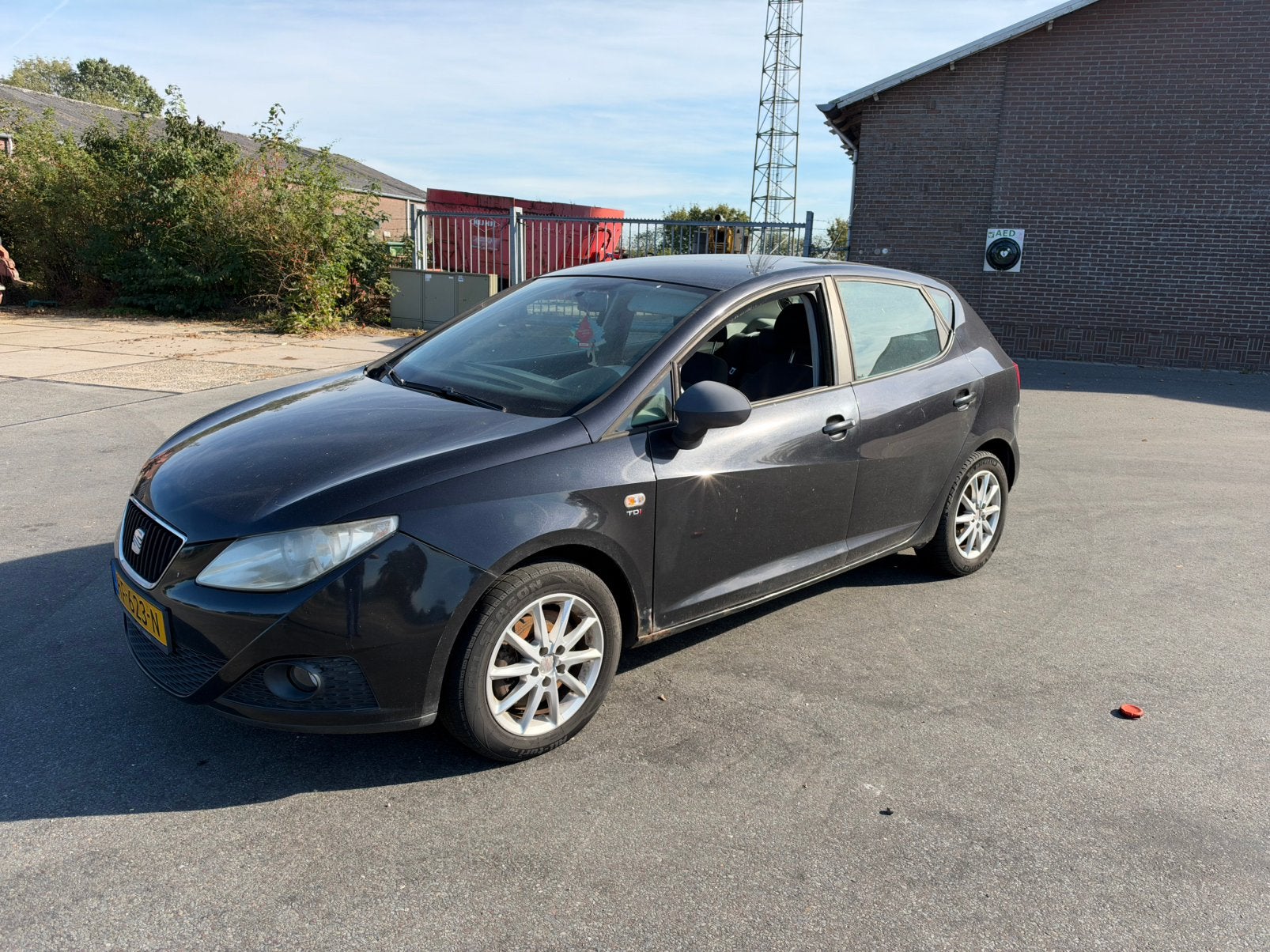 Seat Ibiza 1.6 TDI 77KW 2011 Zwart hatchback, Auto's, Voorwielaandrijving, Stof, 1070 kg, Grijs