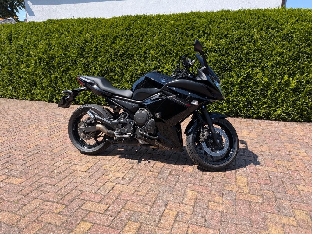 Yamaha XJ6 F Diversion, Occasion, 4 cilinders, Motorrijbewijs A, Sportuitlaat