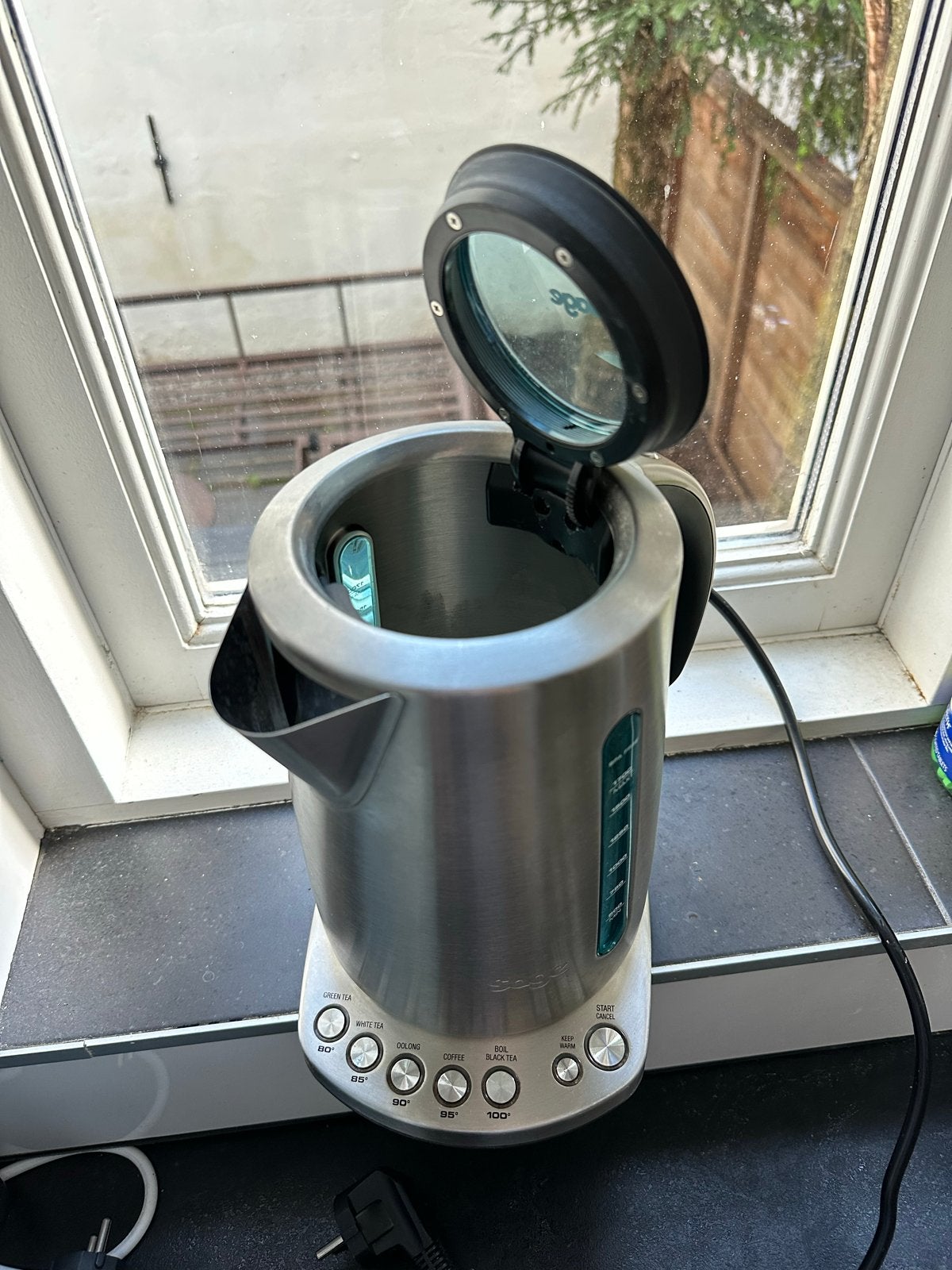 Solis Waterkoker - RVS, met temperatuurregeling, 1 tot 2 liter, Ophalen, Zo goed als nieuw, Rvs