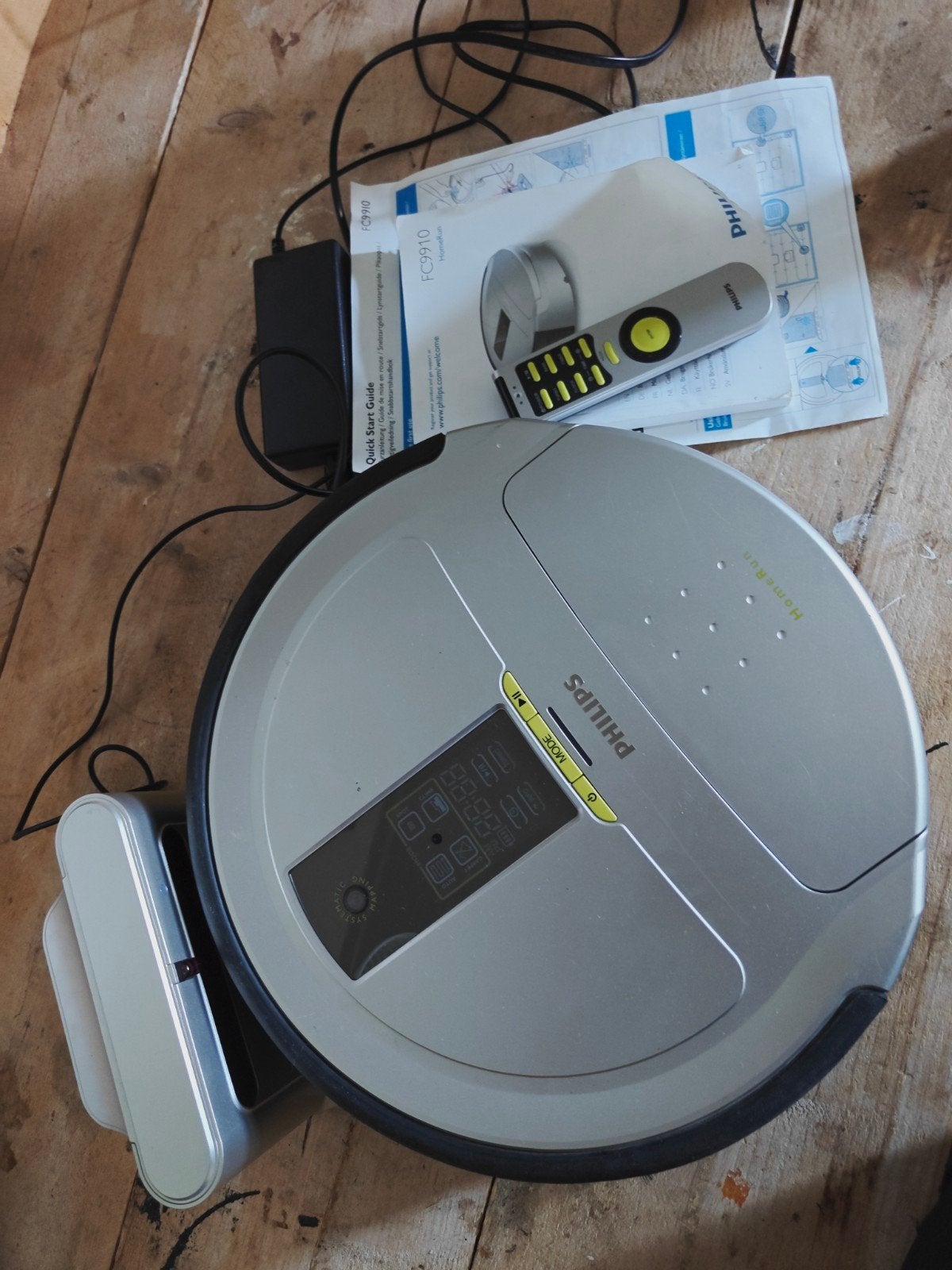 Philips FC9910 HomeRun Robotstofzuiger met afstandsbediening, Witgoed en Apparatuur, Ophalen, Gebruikt, Philips, Robotstofzuiger