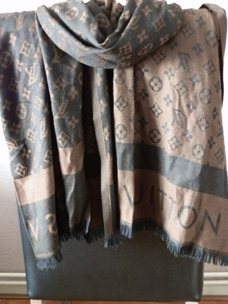 Louis Vuitton sjaal. Bruin., Kleding | Dames, Mutsen, Sjaals en Handschoenen, Zo goed als nieuw, Sjaal, Maat 46/48 (XL) of groter