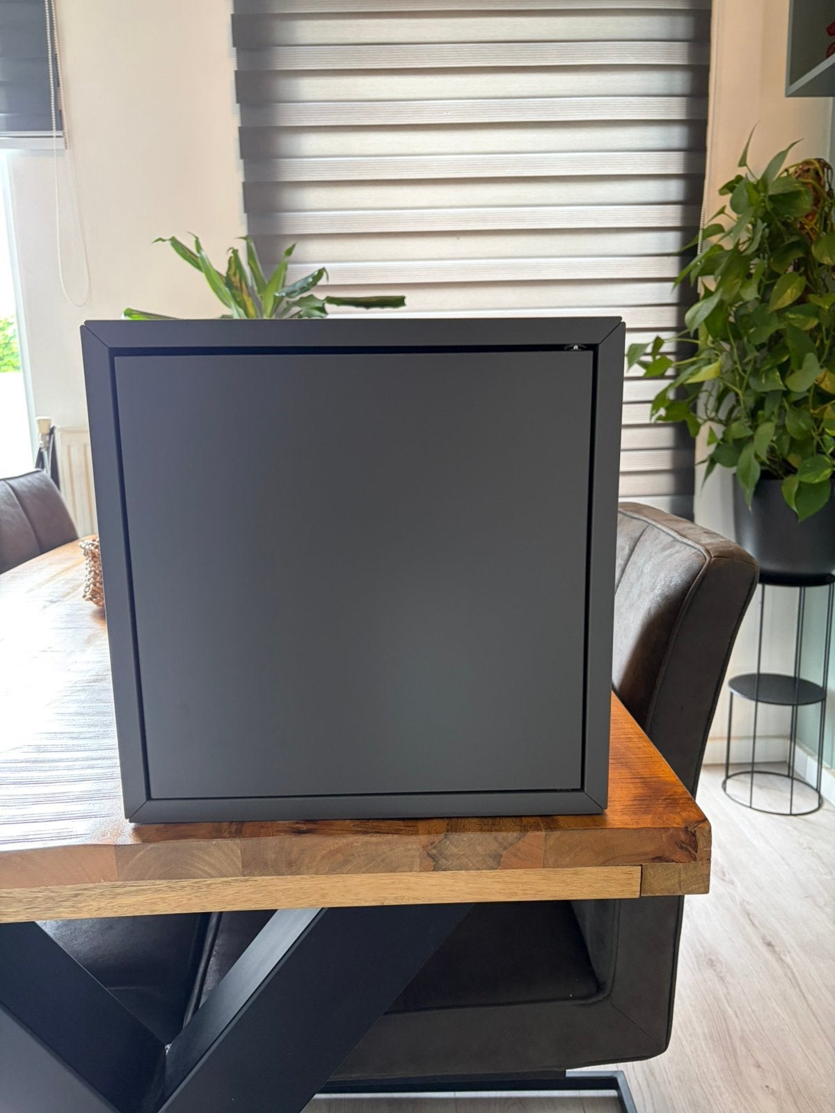 Eket kastjes (2 stuks), Huis en Inrichting, Ophalen, Zo goed als nieuw, Minder dan 150 cm, Minder dan 100 cm