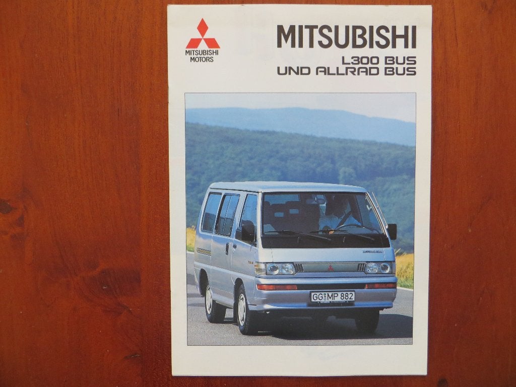 Mitsubishi L300 bus und Allrad Bus (mei 1992), Ophalen of Verzenden, Nieuw, Mitsubishi