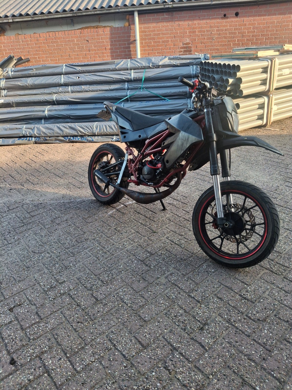 AM6 Schakelbrommer, Ophalen