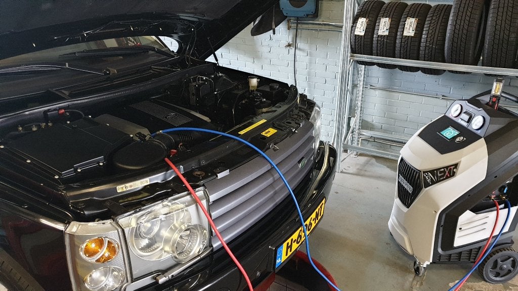 Airco service. R134a en R1234yf gas € 85,00, Ophalen