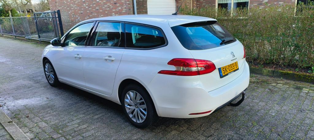 Peugeot 308 1.6 E-hdi 88 KW SW 2018, NW APK, Carplay, Airco, Voorwielaandrijving, 4 cilinders, Wit, Origineel Nederlands