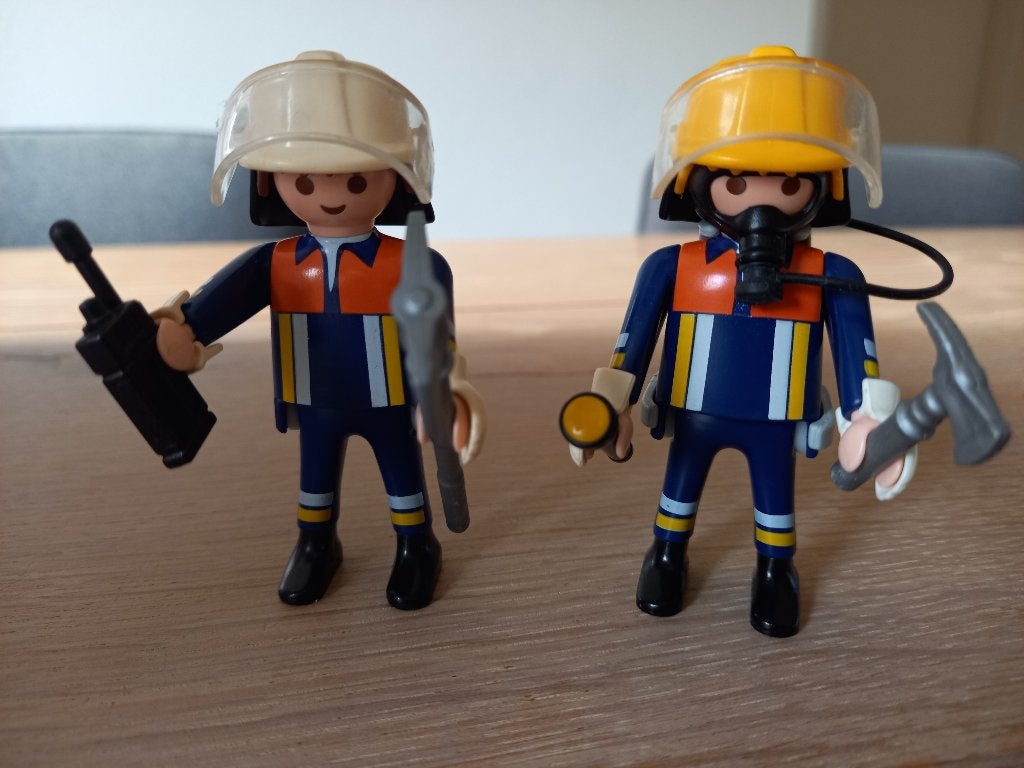 Playmobil Brandweer mannen met accessoires - 4914 COMPLEET, Ophalen of Verzenden, Zo goed als nieuw