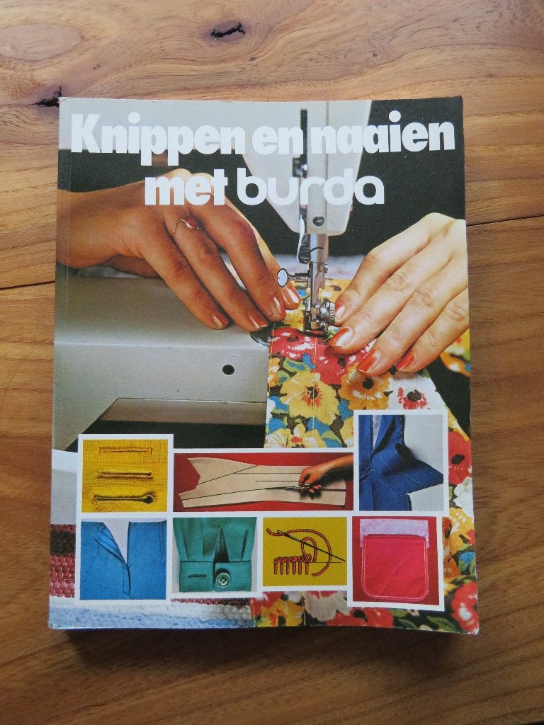 Knippen en naaien met Burda, Ophalen of Verzenden, Zo goed als nieuw, Vrouw, Burda