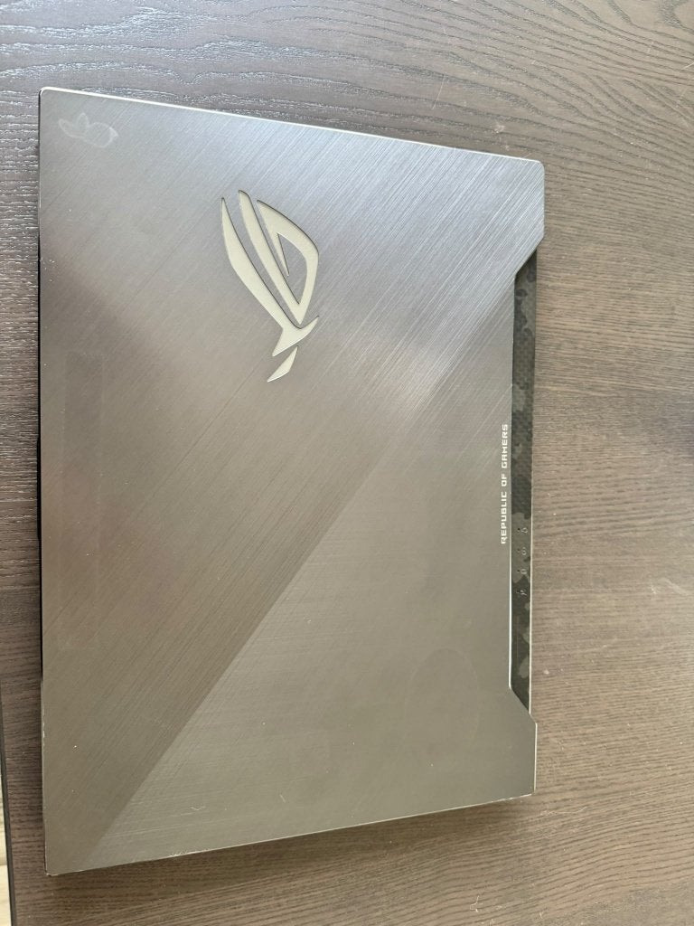 ASUS ROG Strix SCAR II GL504GS, Ophalen, Gebruikt, Met videokaart, 2 tot 3 Ghz