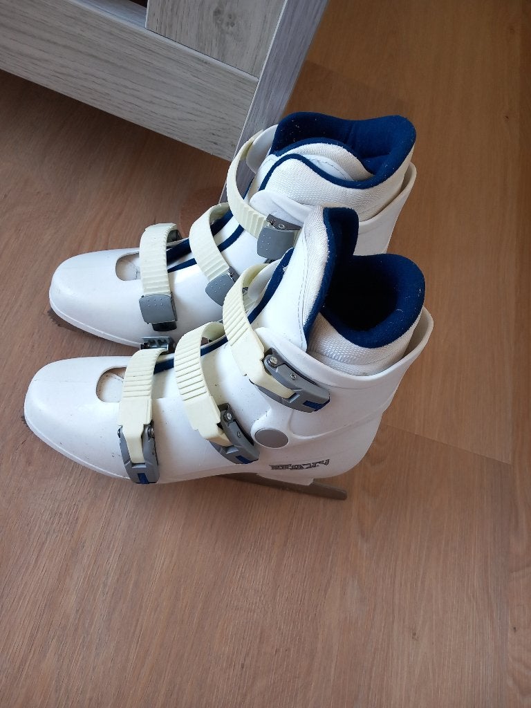Kunstschaatsen., Sport en Fitness, Schaatsen, Overige merken, Ophalen of Verzenden, Zo goed als nieuw, Kunstschaatsen
