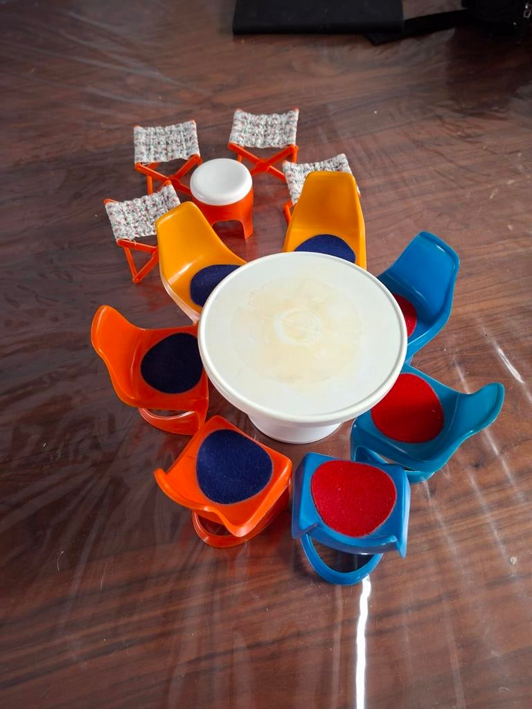 Te koop:  tuinset voor barbie uit de jaren 70, Verzamelen, Ophalen of Verzenden, Poppenhuis