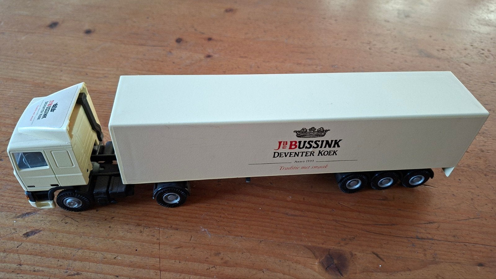 Daf truck en trailer, 1:50, Lion Car , nr 176, Ophalen of Verzenden, Zo goed als nieuw, Bus of Vrachtwagen, Lion Toys