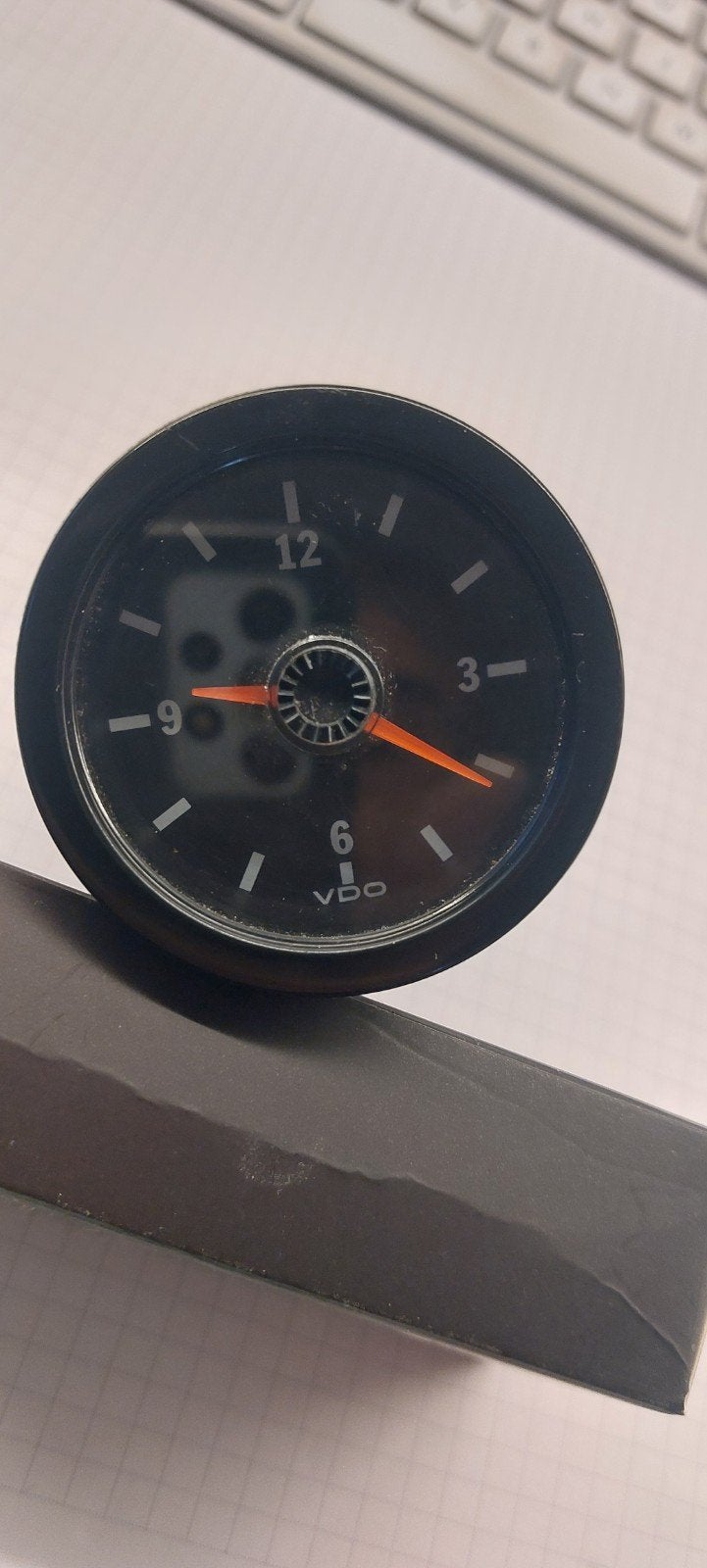 VDO Klok 12 Volt - Made in Germany, Ophalen of Verzenden, Gebruikt, Universele onderdelen