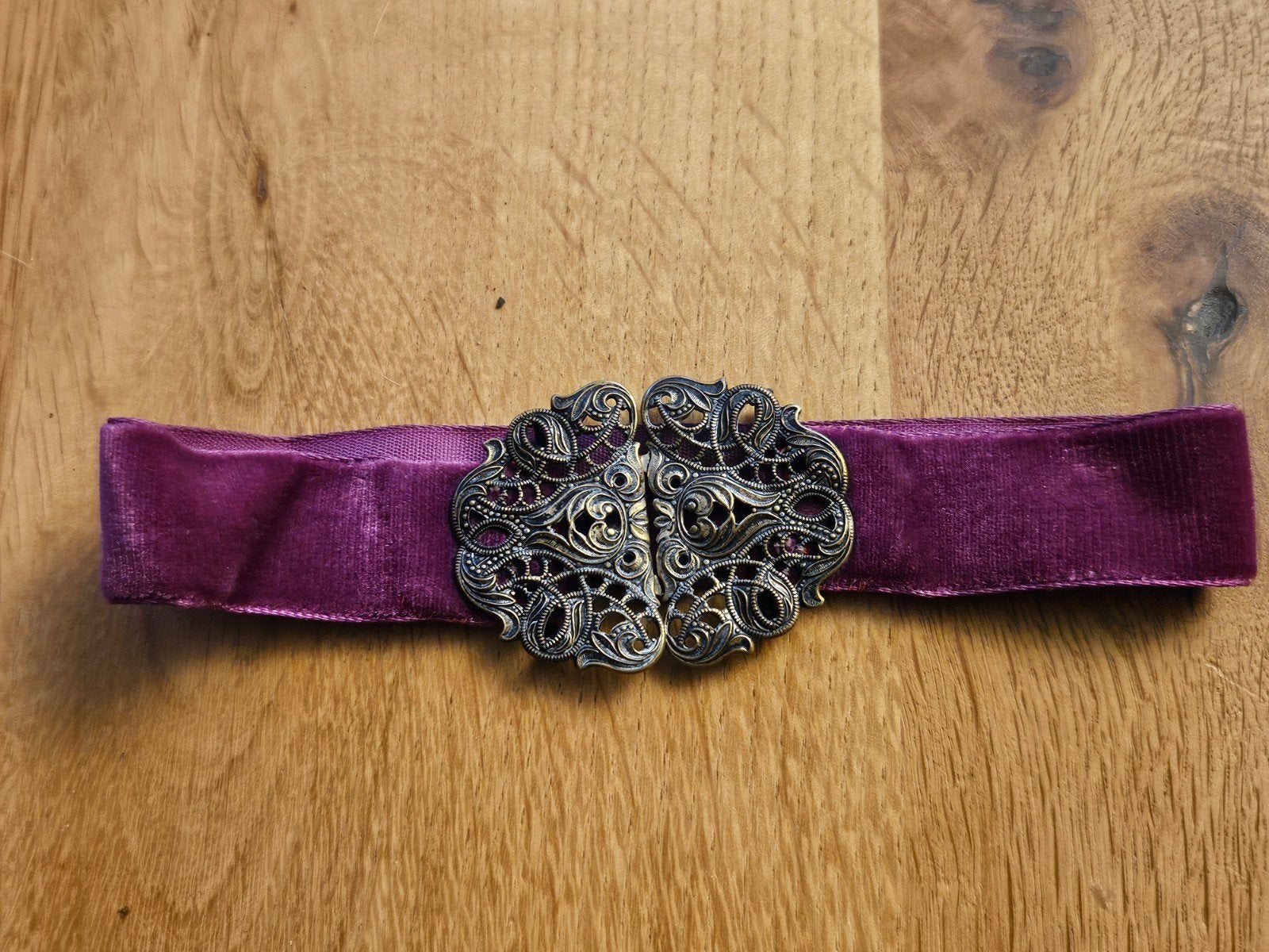 Vintage choker Paars Fluweel, Sieraden, Tassen en Uiterlijk, Kettingen, Ophalen of Verzenden, Gebruikt, Paars, Overige materialen