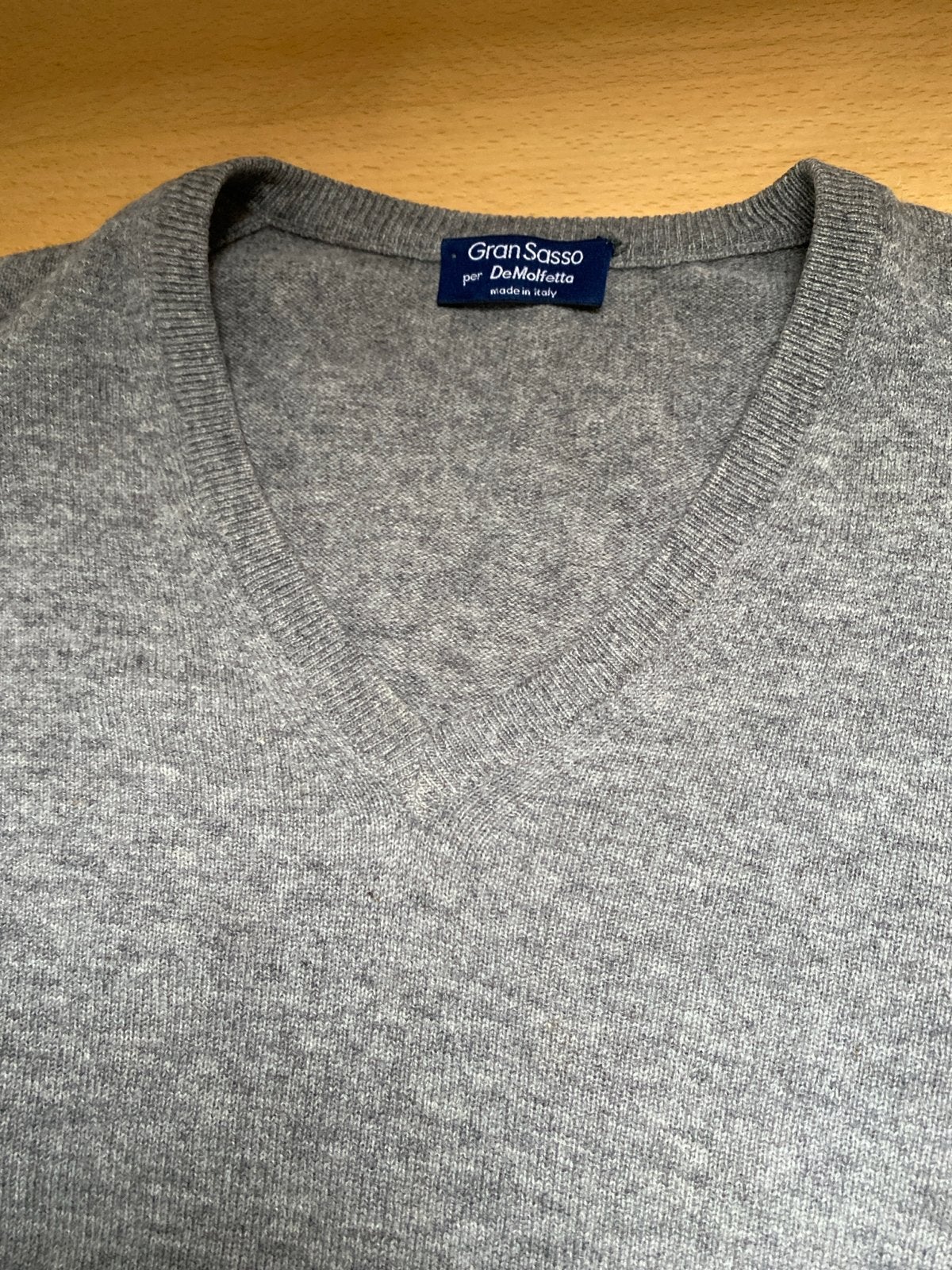 Gran Sasso  italiaanse V hals trui 50 m wol cashmere, Ophalen of Verzenden, Zo goed als nieuw, Maat 48/50 (M), Grijs