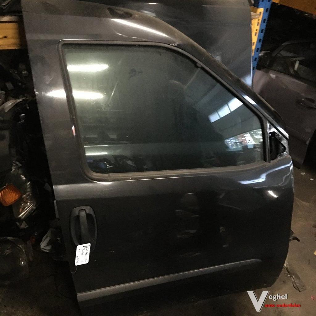 Fiat Doblo 2014 Portier Linksvoor of Rechtsvoor, Ophalen, Gebruikt, -, Deur