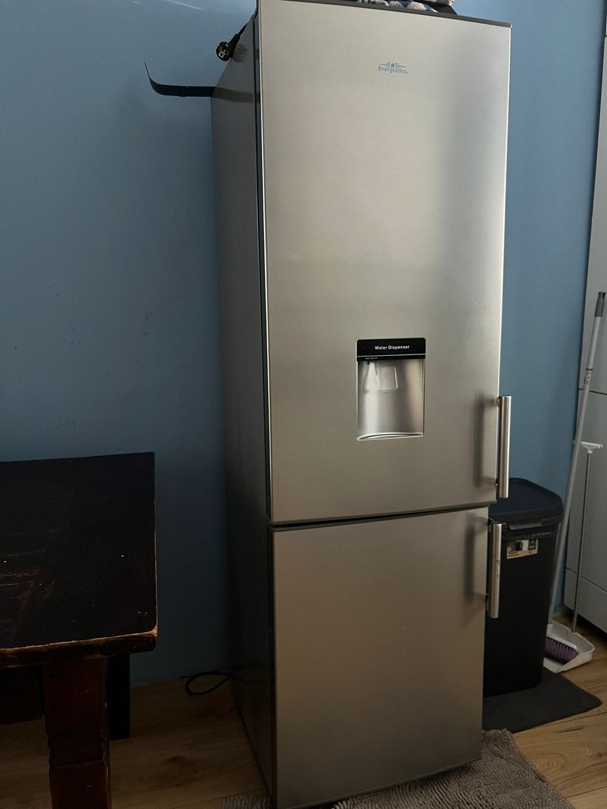 Everglades Koel-vriescombinatie met waterdispenser, Witgoed en Apparatuur, Koelkasten en IJskasten, Ophalen, Gebruikt, 200 liter of meer