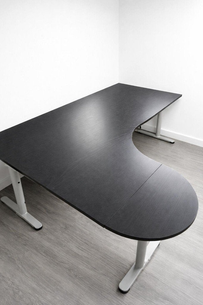 ikea galant bureau met een extra rond voorblad,, Huis en Inrichting, Bureaus, Ophalen, Gebruikt, Hout, Hoekbureau