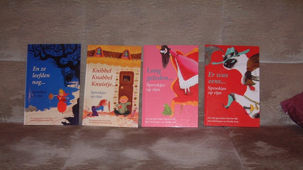 4  nette sprookjesboeken op rijm., Boeken, Sprookjes en Fabels, Ophalen of Verzenden