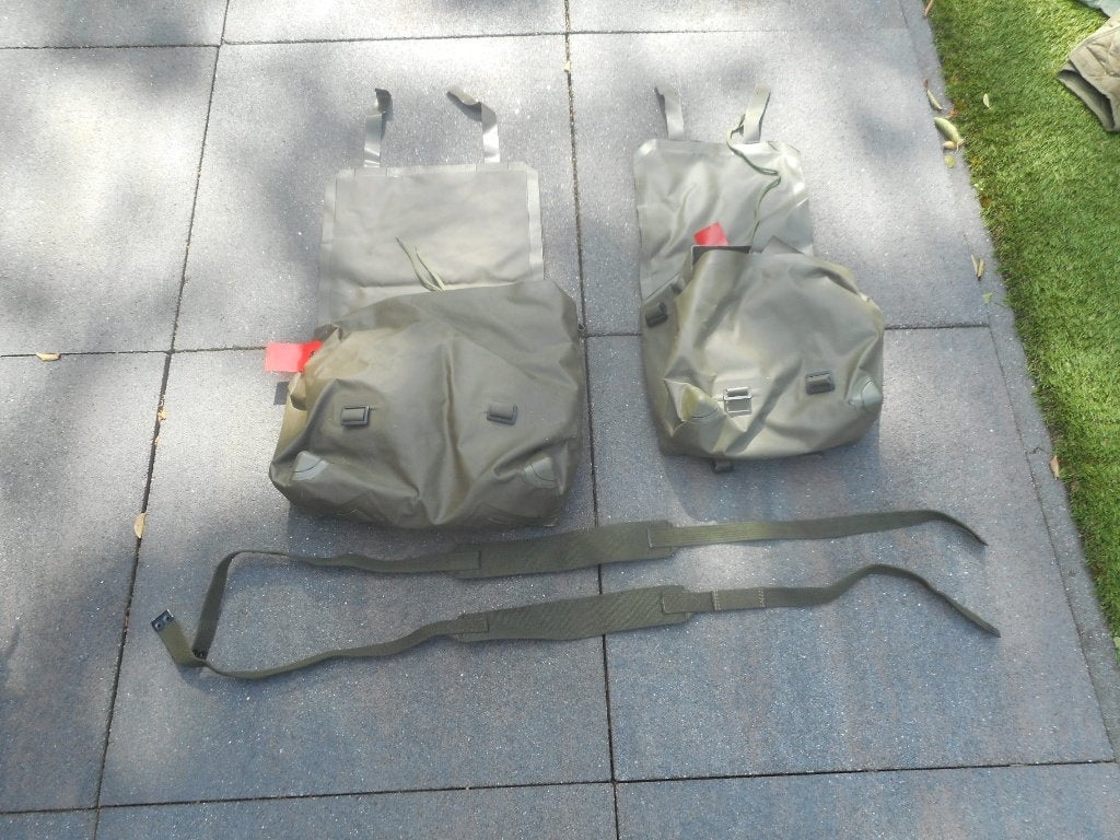 Pukkel en ransel leger NL, Verzenden, Landmacht, Nederland, Embleem of Badge
