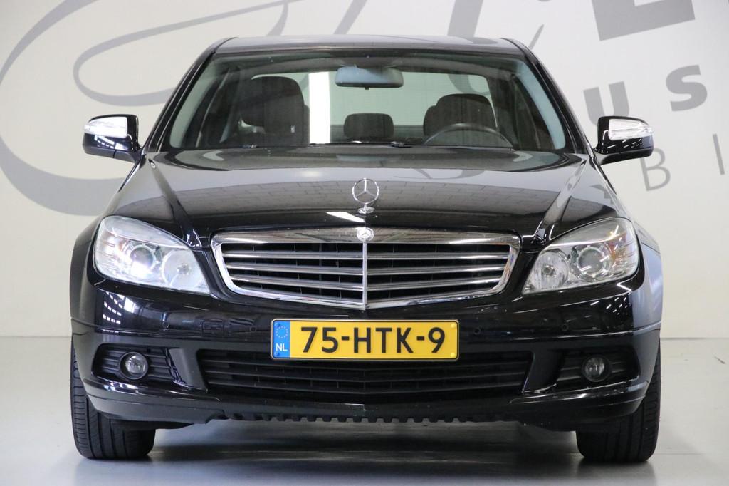 Mercedes-Benz C-klasse 180 K, Gebruikt, Zwart, Zwart, Handgeschakeld