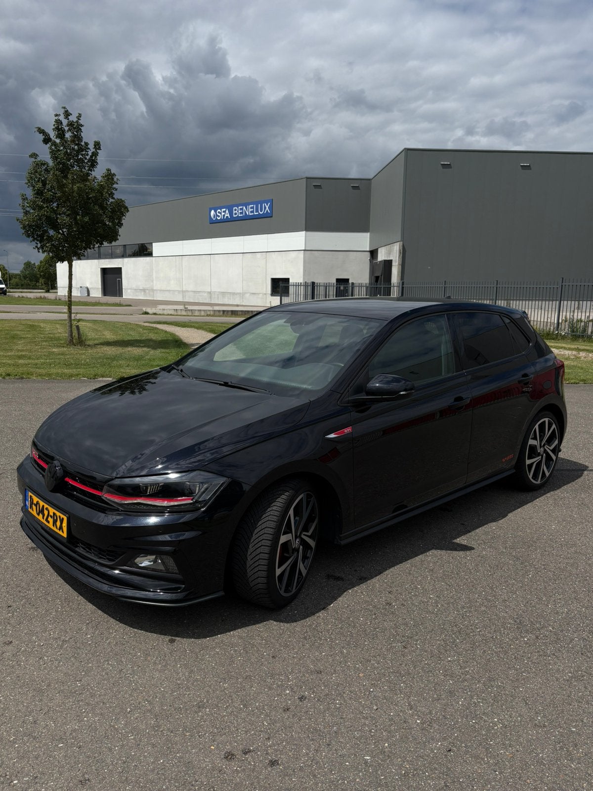 Volkswagen Polo GTI 2.0 TSI 2019 GARANTIE!|DSG|LED|ACC|DOH, 1984 cc, Zwart, 14 km/l, 1200 kg