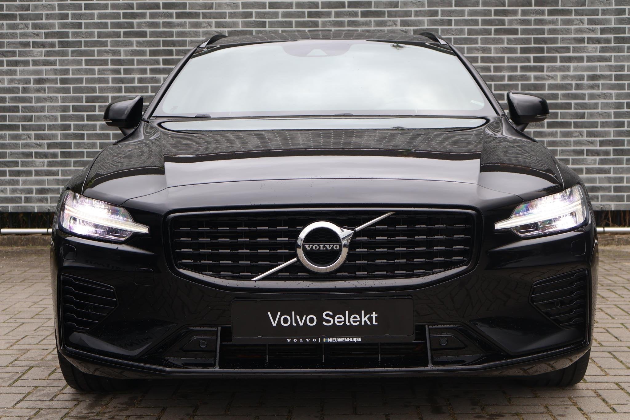 Volvo V60 2.0 T6 Recharge AWD R-Design | Plug-in Hybrid (PHE, Auto's, Gebruikt, Euro 6, 4 cilinders, Leder en Stof