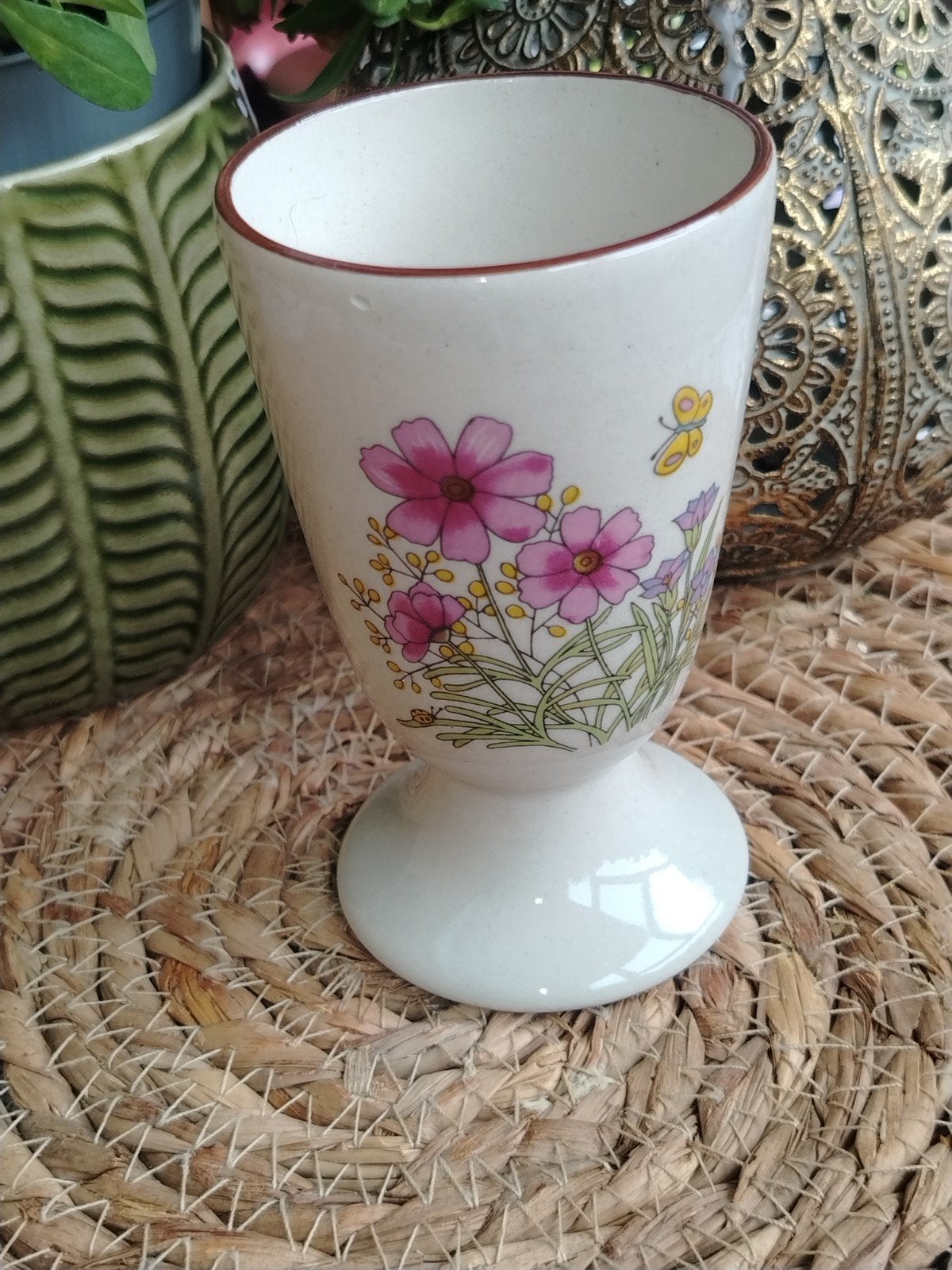 Vintage eierdopje met bloemen en vlinder decoratie, Ophalen of Verzenden