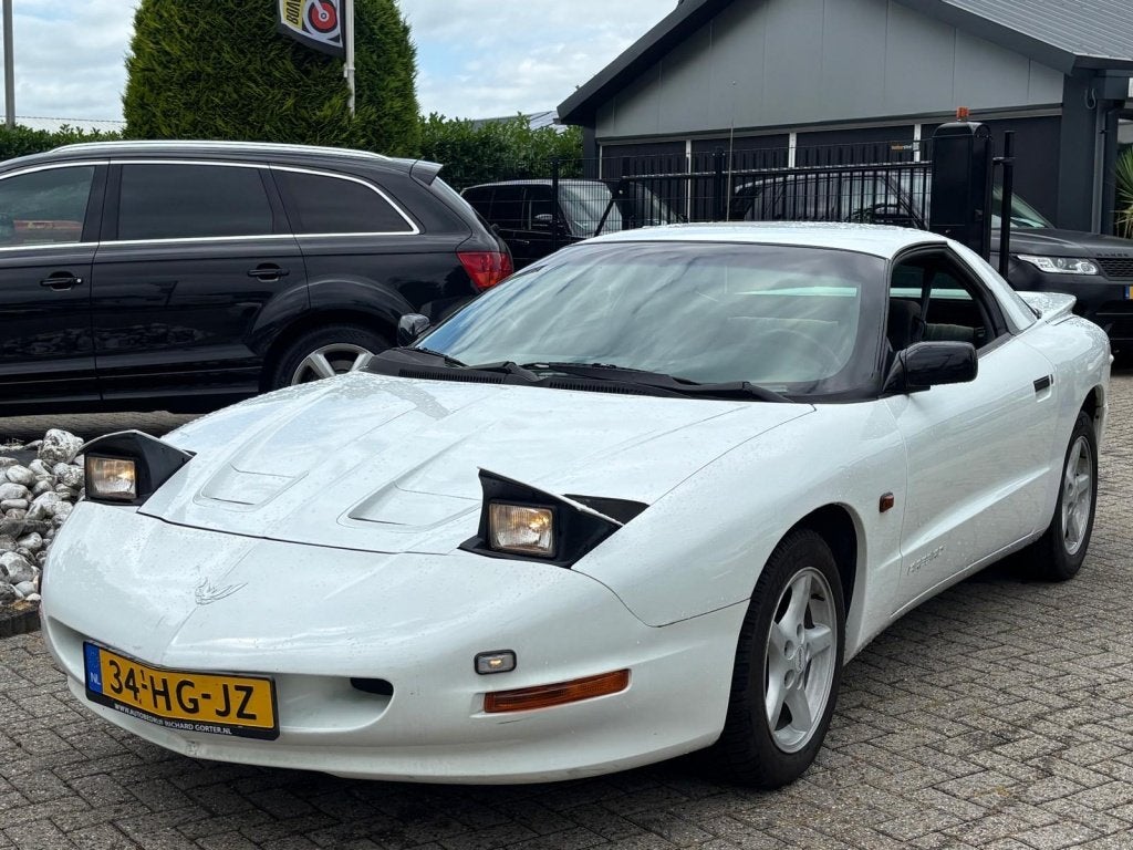 Pontiac Firebird 3.4 SE V6 Wit 1994 Handgeschakeld Apk 2028, Pontiac, Wit, Bedrijf, Coupé