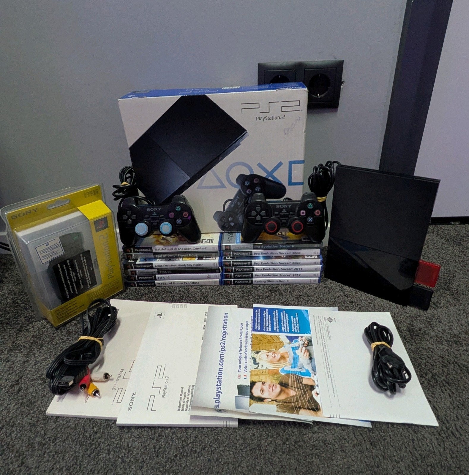 Complete PS2 Slim Megabundel, Ophalen, Zwart, Met games, Met 2 controllers