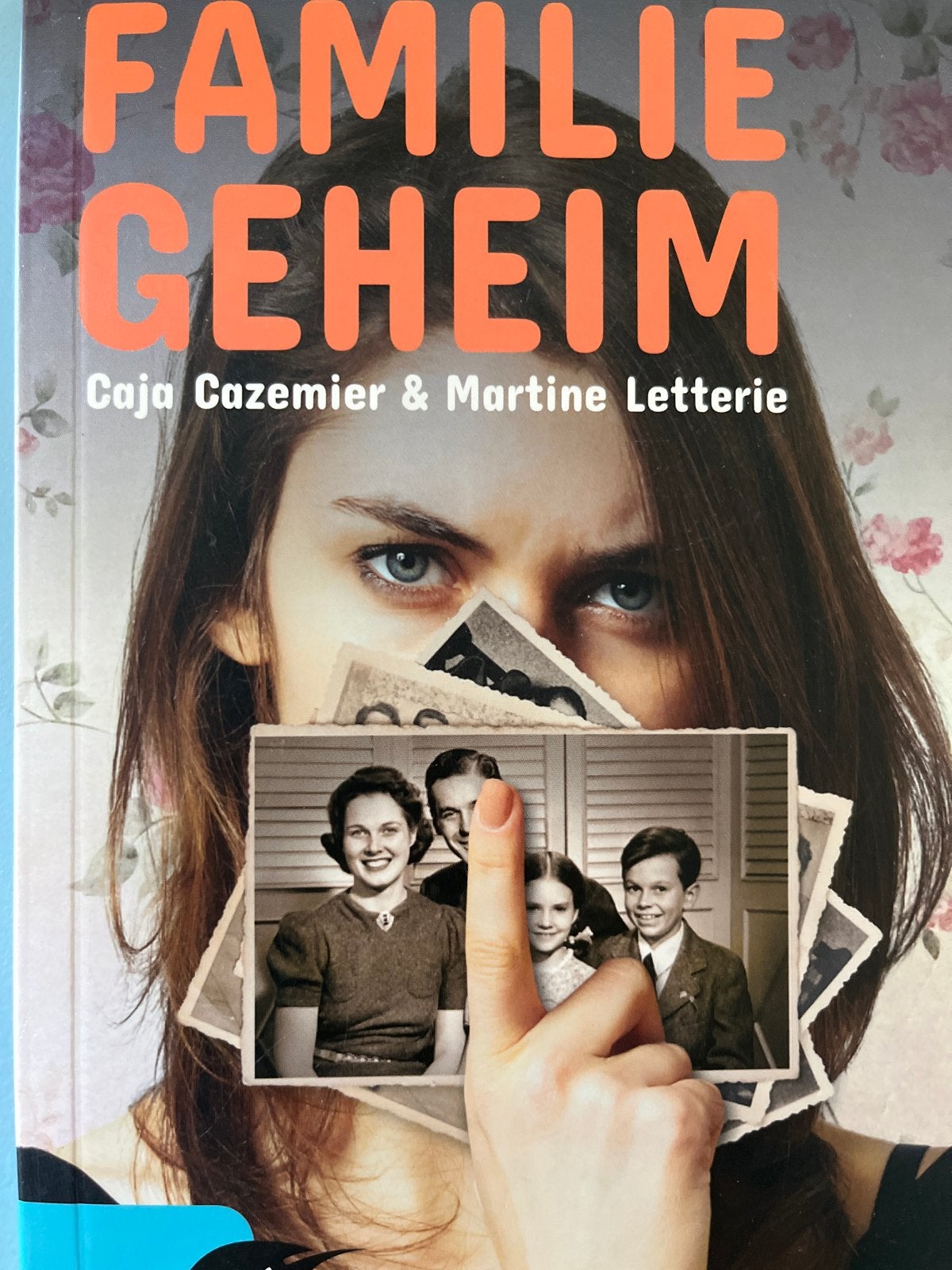 Familie Geheim - Caja Cazemier & Martine Letterie, Boeken, Ophalen of Verzenden, Nieuw, Nederland
