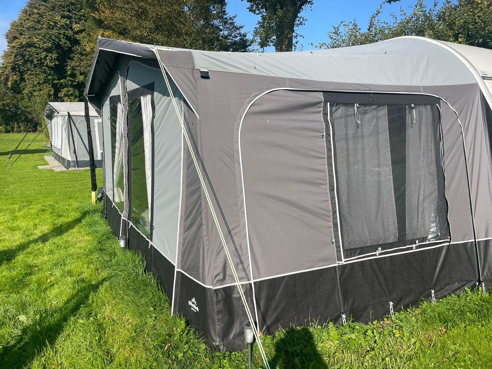 Voortent Obelink, omloopmaat 825-850, Caravans en Kamperen, Ophalen, Zo goed als nieuw