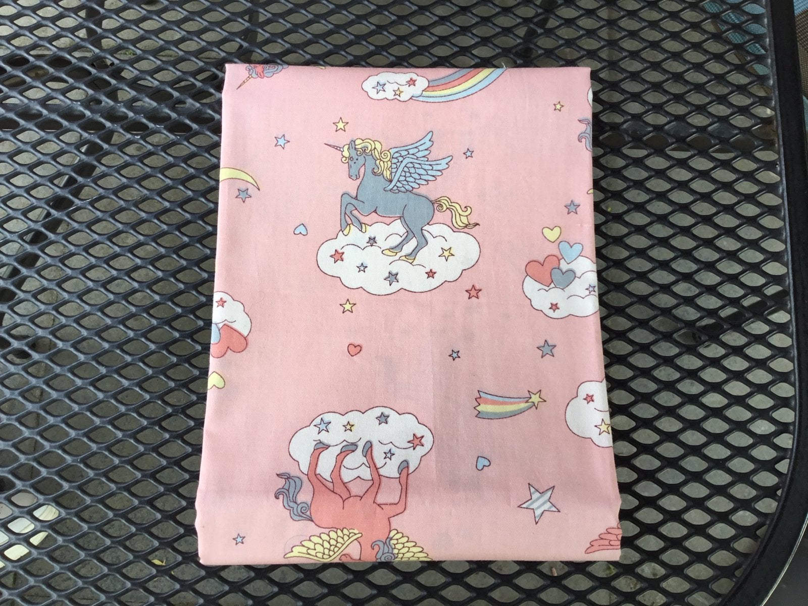 Katoenen lap stof met eenhoorns., Hobby en Vrije tijd, Stoffen en Lappen, Ophalen of Verzenden, Nieuw, Roze, Katoen