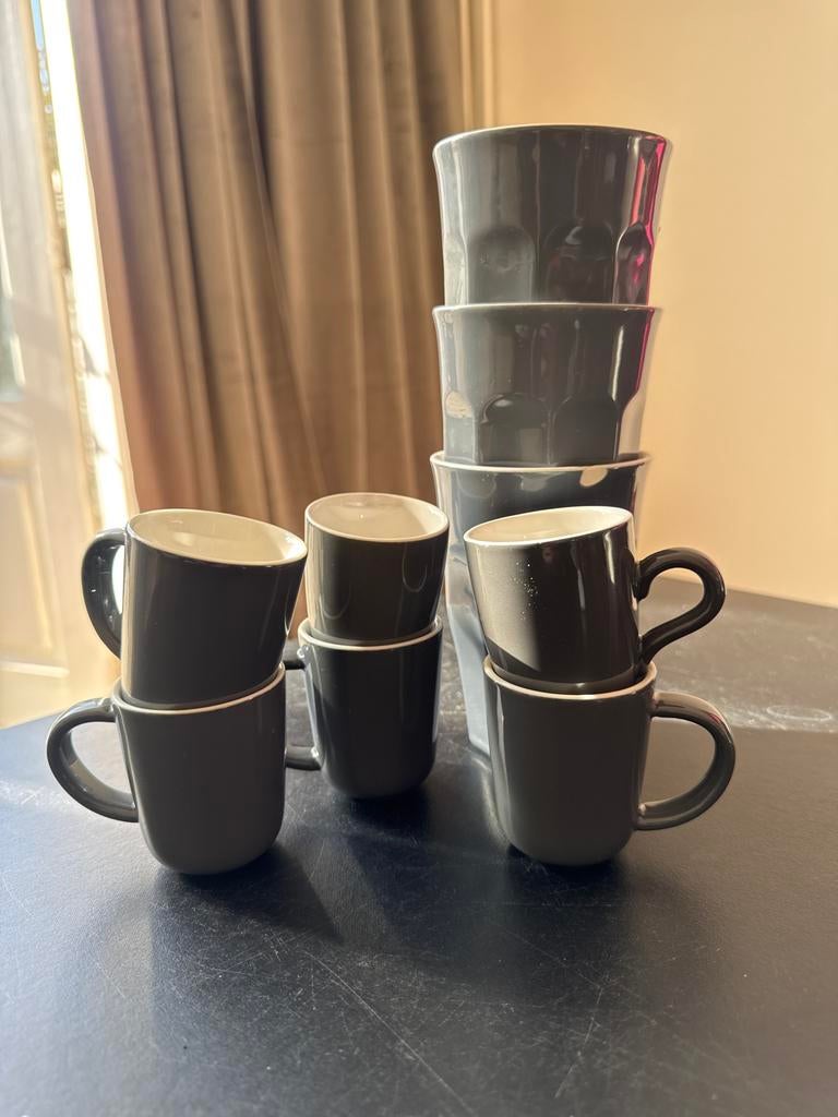 Hema antraciet espresso kopjes en grote theemokken, Huis en Inrichting, Keuken | Servies, Gebruikt, Keramiek, Ophalen of Verzenden