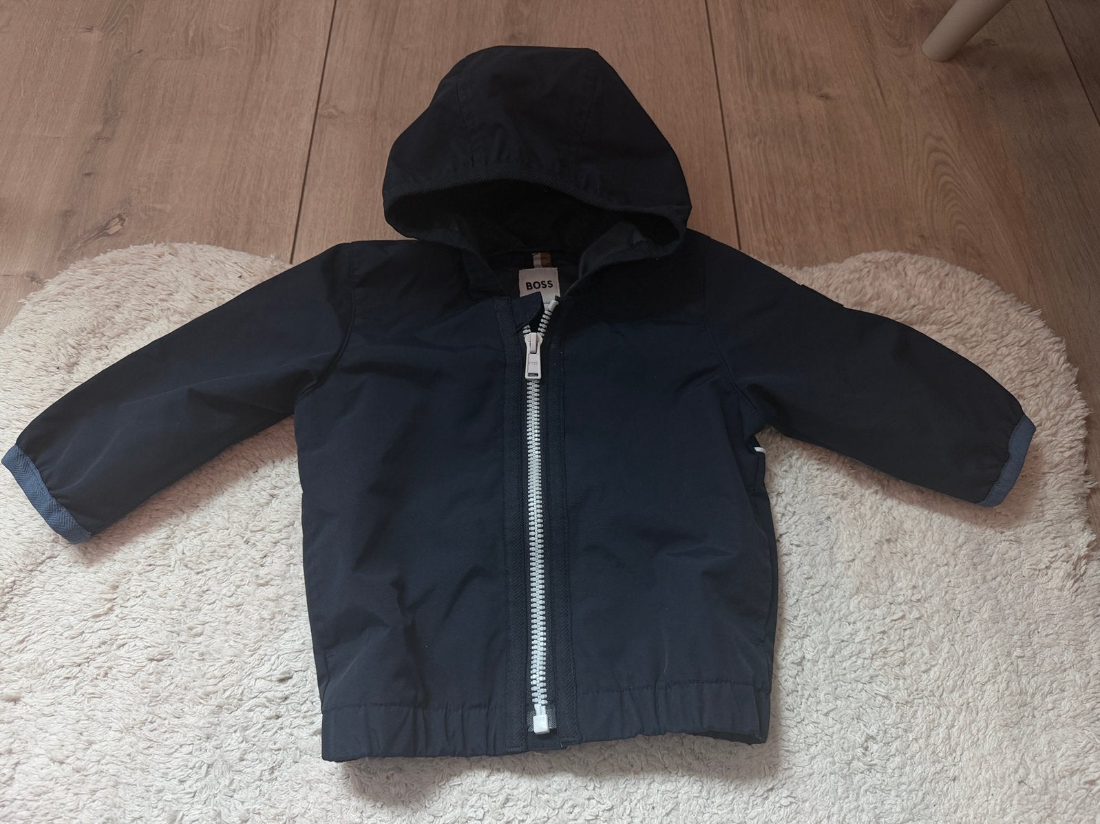 Zo goed als nieuwe BOSS jas voor baby's (9M-71), Ophalen of Verzenden, Zo goed als nieuw, Jongetje