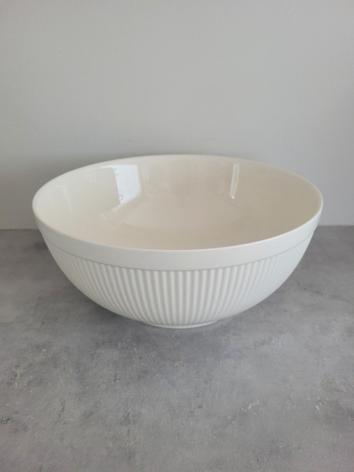 Wedgwood Windsor saladeschaal (diepe schaal) 23 cm, Ophalen, Klassiek, Wedgwood, Porselein