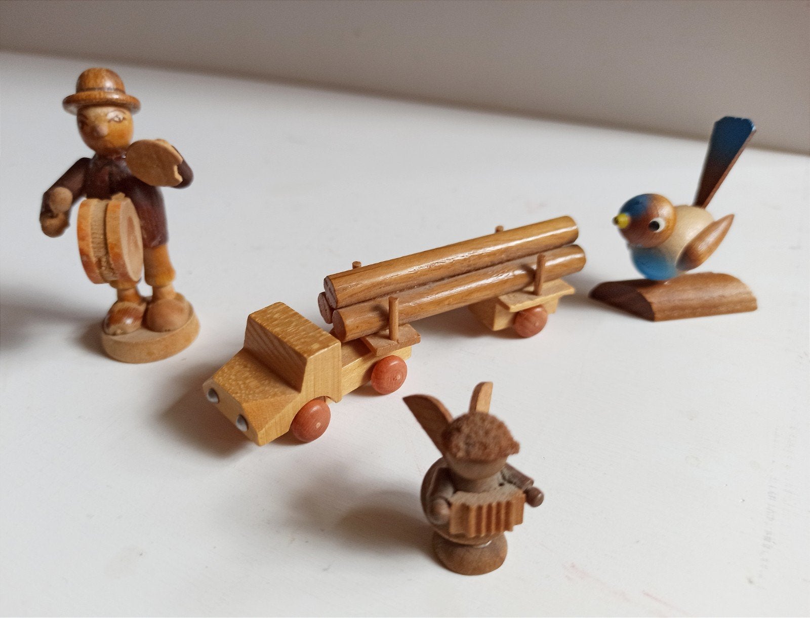 Houten figuren uit het Ertsgebergte, voormalig ddr., Ophalen of Verzenden, Gebruikt
