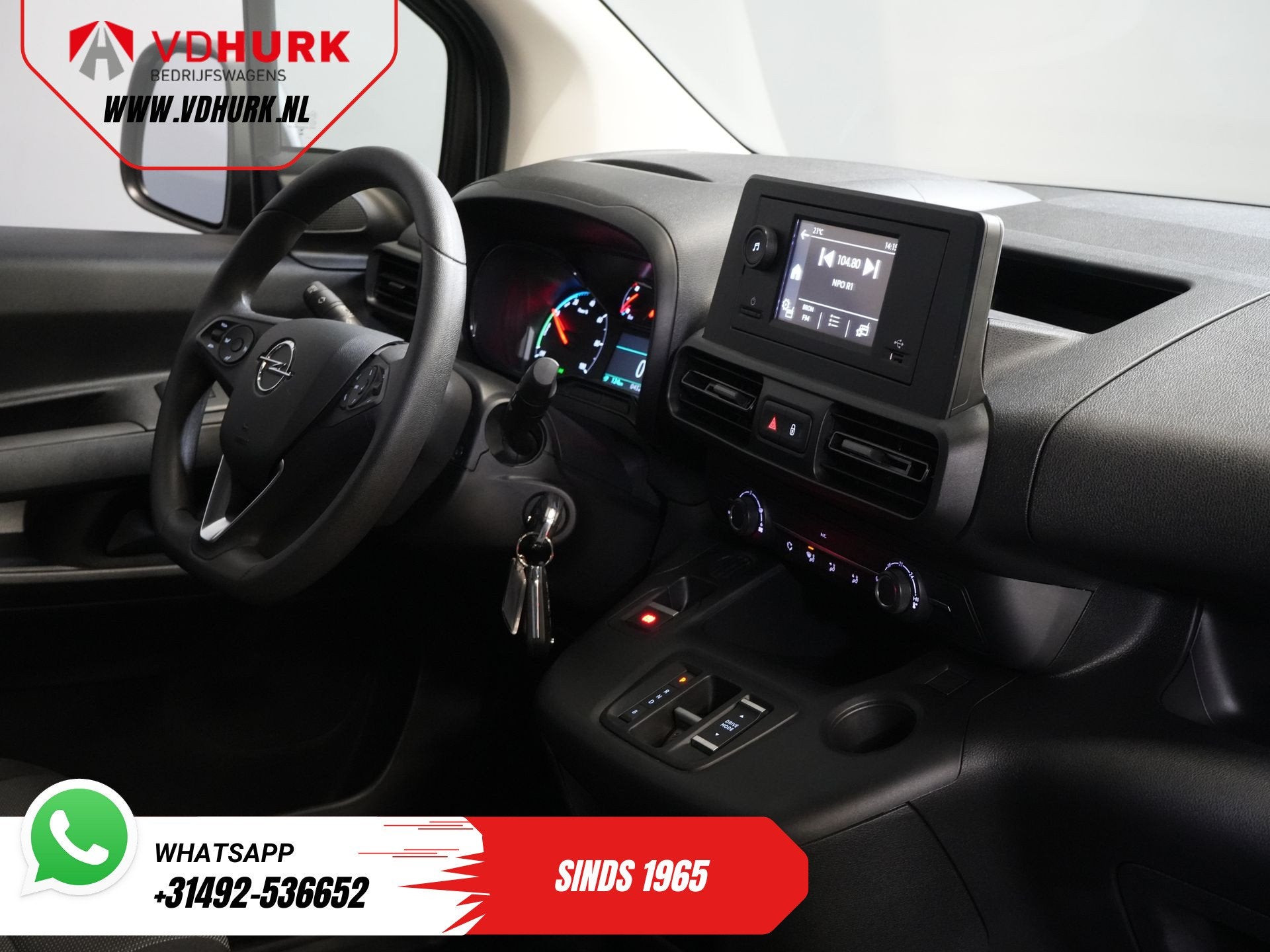 Opel Combo Electric 135 pk 50kWh 285 km WLTP L2 Snellader/ C, Auto's, Gebruikt, 750 kg, 1634 kg, Wit