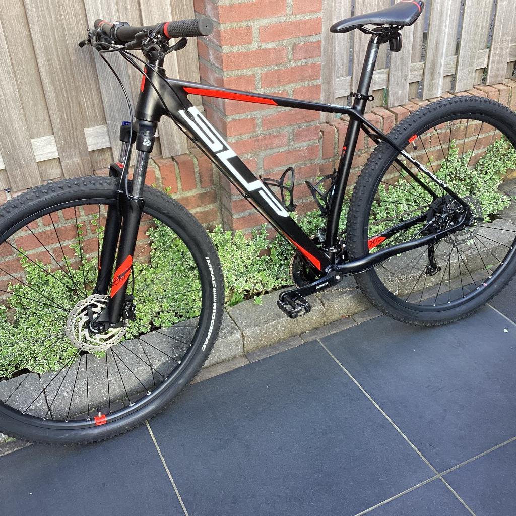 Mountainbike, 15 tot 20 versnellingen, Schijfrem, 53 tot 57 cm, Ophalen