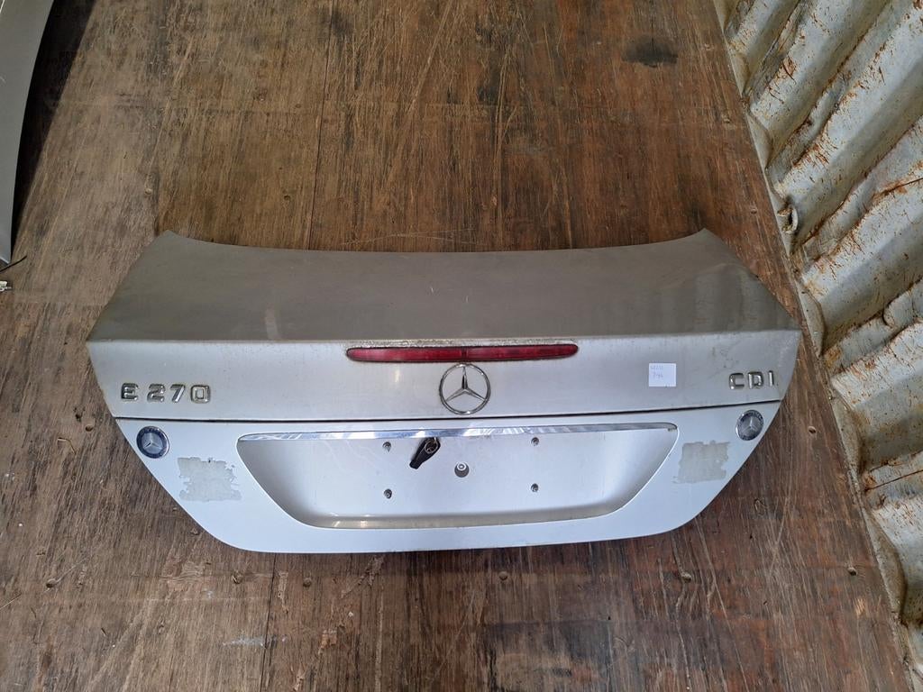 Kofferklep Mercedes W211 E-Klasse Kleurnummer 744, Auto-onderdelen, Carrosserie en Plaatwerk, Ophalen, Gebruikt, Achterklep, Mercedes-Benz