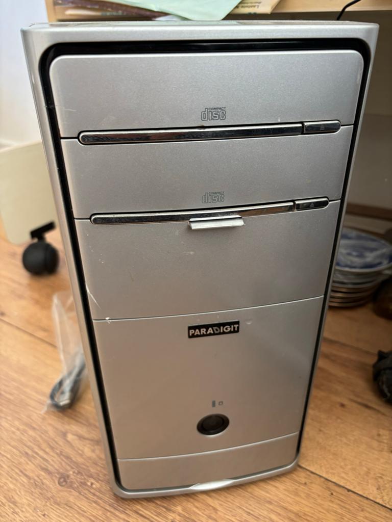 Paradigit Desktop PC met Philips Monitor - Compleet Systeem, Computers en Software, Desktop Pc's, HDD, Minder dan 4 GB, Met monitor