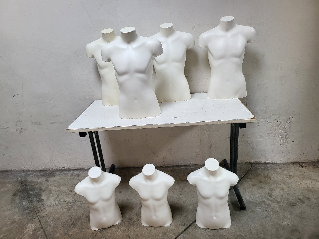 kinderbuste zonder armen kunststof wit 3/6-8/10-jarige, Ophalen of Verzenden, Zo goed als nieuw, Paspop