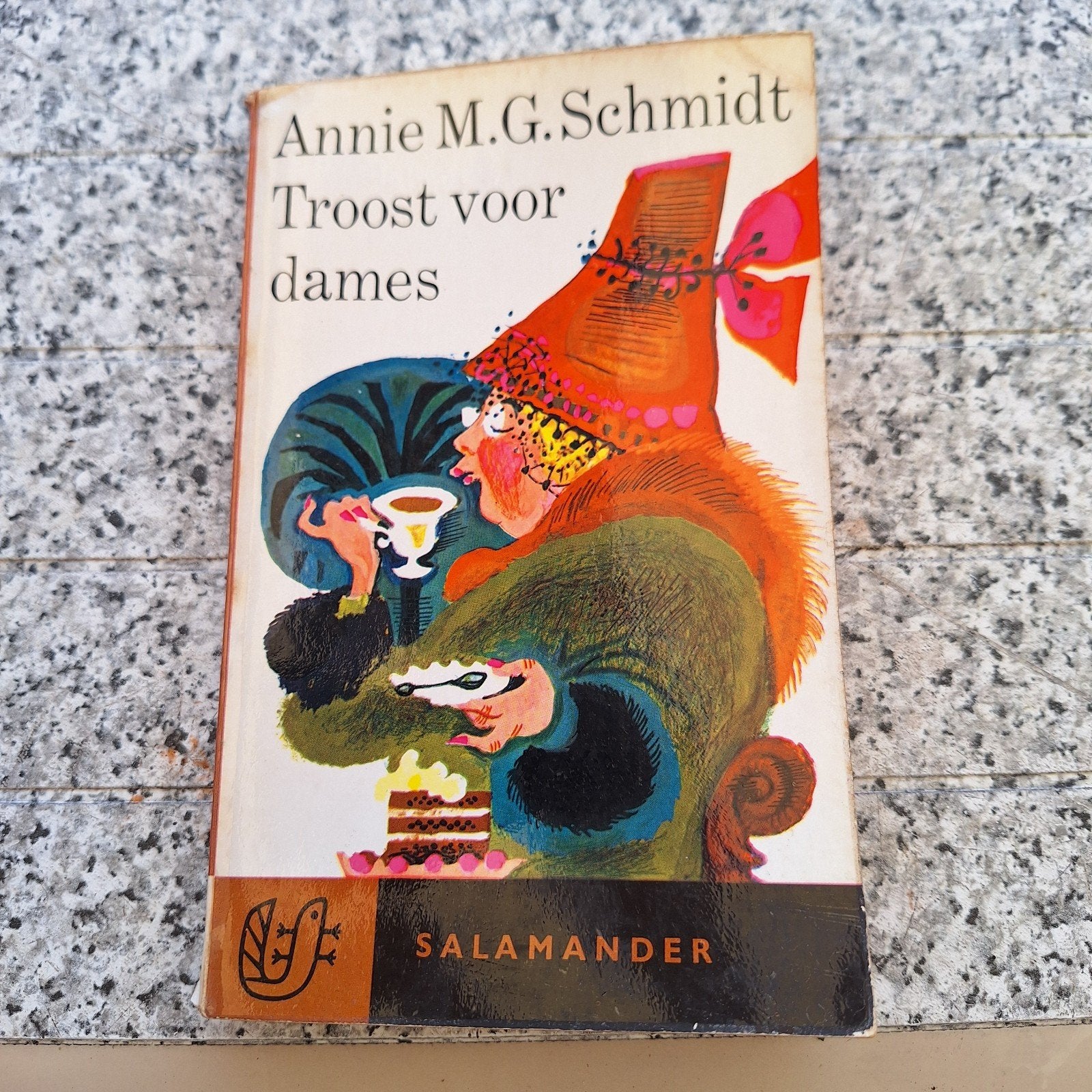 Annie M.G. Schmidt - Troost voor dames (Salamander), Gelezen, Annie M.G. Schmidt, Ophalen of Verzenden, Nederland