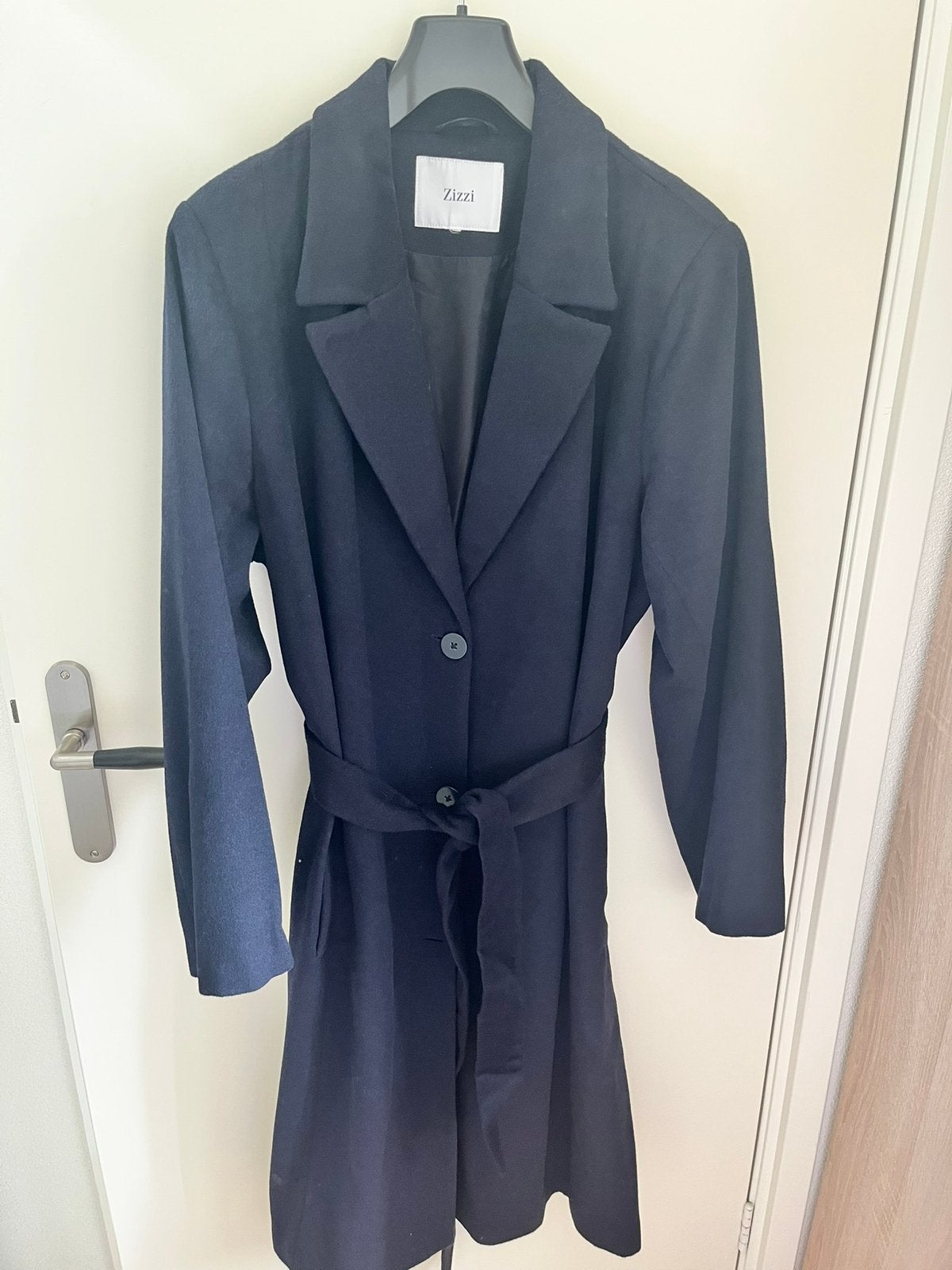 Lange jas trenchcoat Zizzi navy blauw maat 46/48 plus-size, Kleding | Dames, Ophalen of Verzenden, Zo goed als nieuw, Blauw, Jas of Mantel