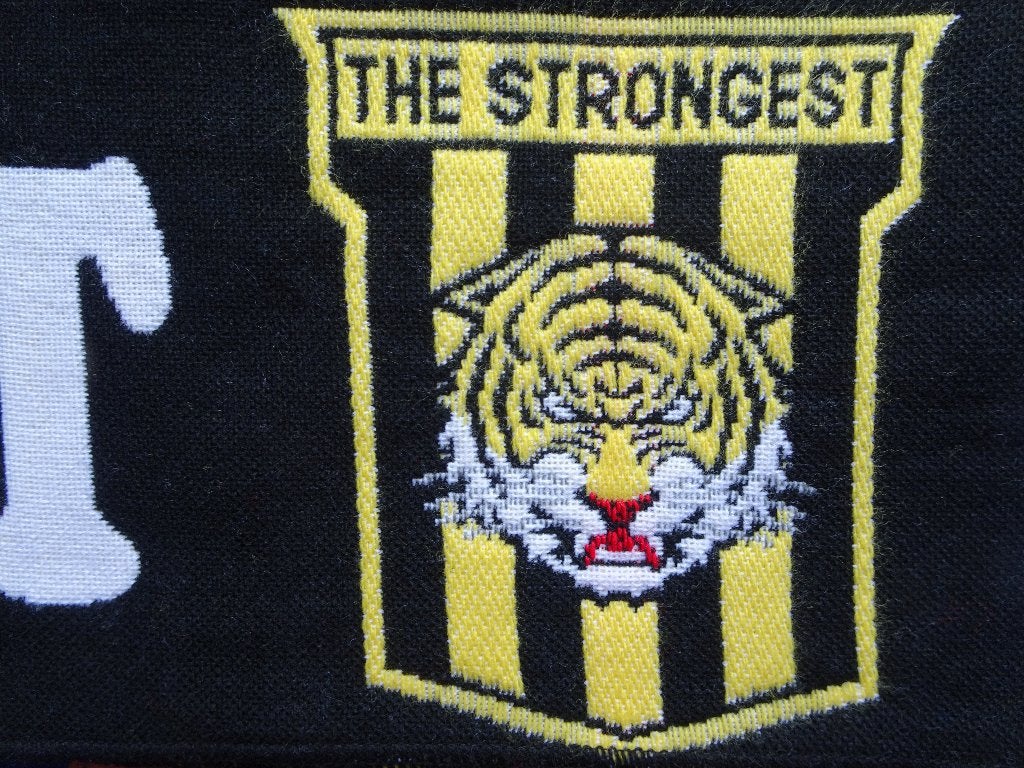 sjaal The Strongest (Bolivia), Verzamelen, Sportartikelen en Voetbal, Ophalen of Verzenden, Nieuw, Buitenlandse clubs, Vaantje of Sjaal