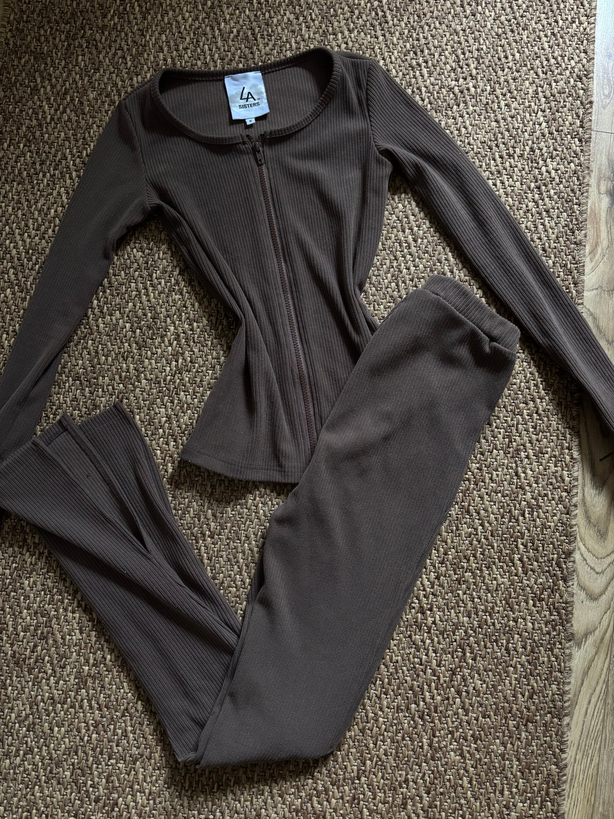 LA Sisters Ribbed Tweedelig Set - Bruin, Bruin, Ophalen of Verzenden, Maat 36 (S), Lang