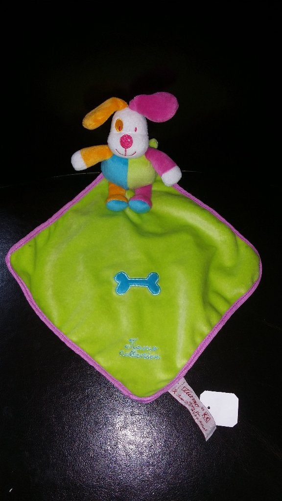 Tiamo collectie hond met doekje groen gekleurd Van velours, Nieuw, Wasbaar, Middelgroot (20 tot 80 cm), Meerkleurig