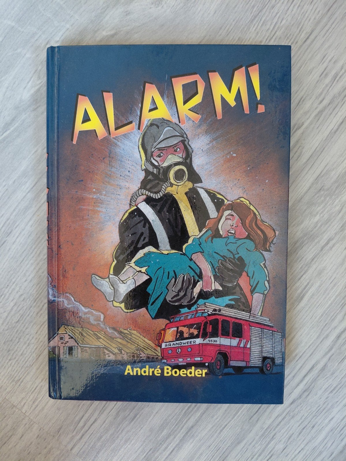 André Boeder - Alarm!, Gelezen, Ophalen of Verzenden, Fictie algemeen, André Boeder