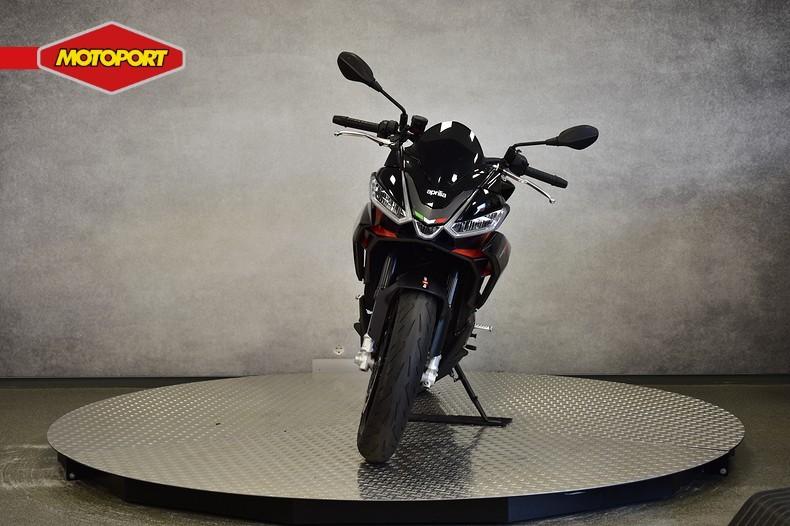 Aprilia TUONO 660 FACTORY (bj 2022), Info@piaggio.com, Bedrijf, Piaggio Vespa BV, Sport
